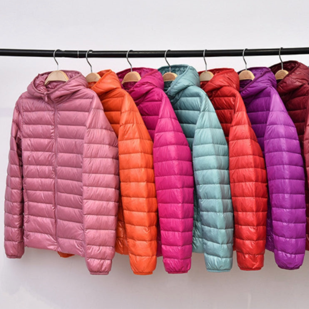 Elvira™ – Ultrakompakt Vadderad Jacka med Huva